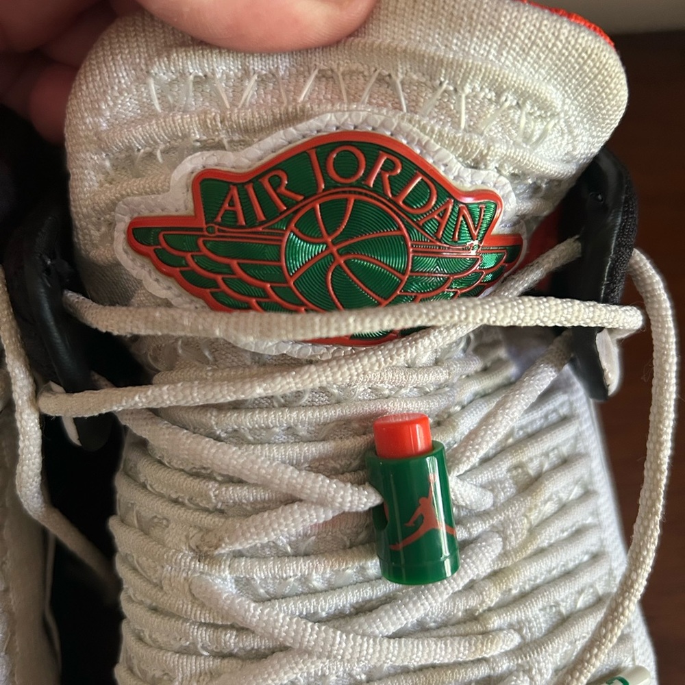 Nike Air Jordan 32 XXXII Low Gatorade - Picture 3 of 7